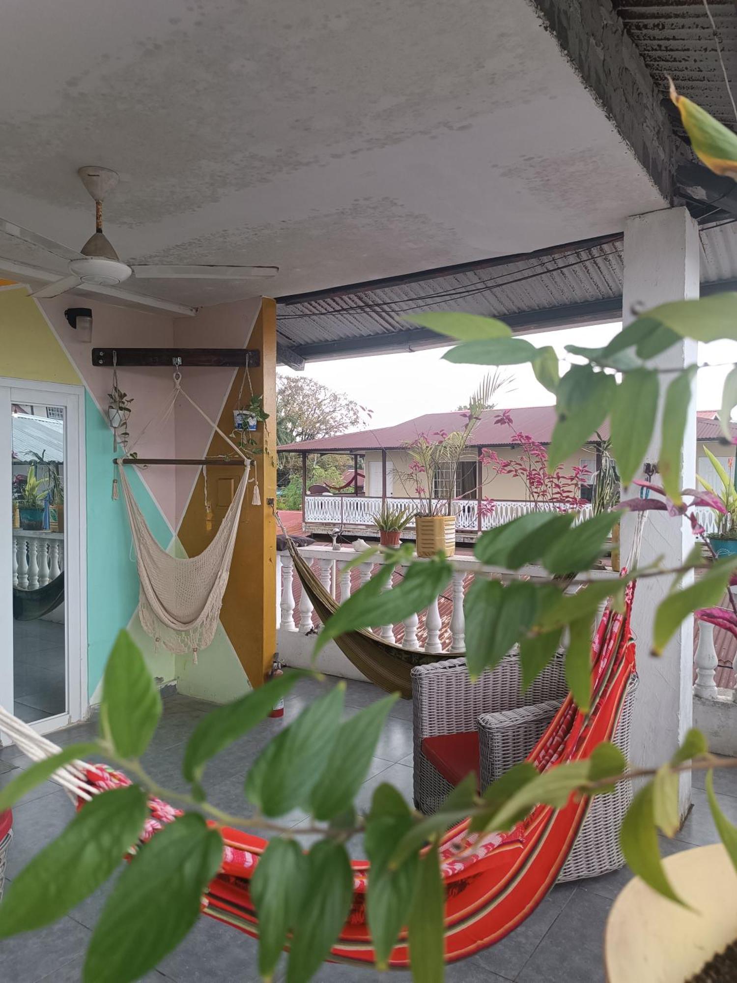 Cataleya Hostel Bocas del Toro Exterior photo